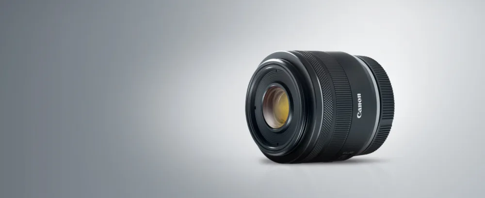 Canon RF35mm F1.8 is Macro STM Lens, Black - Compact and Lightweight