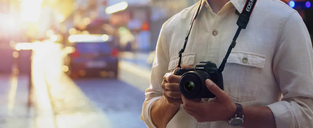 Canon RF35mm F1.8 is Macro STM Lens, Black - High-quality, Creative Results