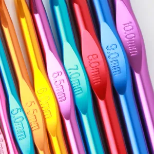 Crochet Hooks Set, Aluminum Handle Knitting Needles for Arthritic Hands, Crochet Needles for Yarn Craft, Nice Gift for Women - Easily Identify