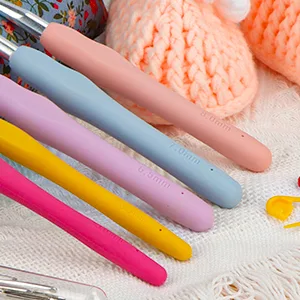 OWill 14 Piece Crochet Hooks Set, Crochet Hooks Suitable for Beginners Adults, Soft Grip Crochet Needles with Storage Case, Ergonomic Crochet Hooks Applications for Knitter Enthusiasts - crochet hook