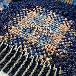 Small Loom Speedweve Type Weave Tool,darning Loom Quickly Mini Mending Convenient Darning Loom for Mending Jeans Socks Clothes Loom Machine Makes Beautiful Stitching DIY Weaving Arts (14 Hooks) - sewing tool