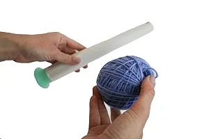Yarn Valet Yarn Ball Winder, Green & White - product information 6
