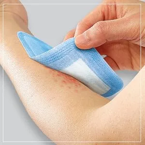Cuard Super Absorbent Wound Pad, Medium, 4" x 4", 10 Count 10 Count 4" X 4" - CURAD Super Soft Pads