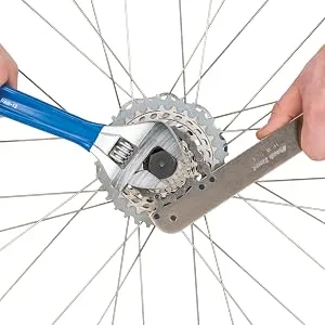 Park Tool FR-5.2 Cassette Lockring Tool Black - Cassette lockring tool, chain whip and adjustable wrench removing a bicycle cassette lockring