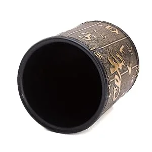 THY COLLECTIBLES Dice Cup with 5 Dices, PU Leather Professional Dice Shaker Cup Set for Yahtzee / Craps / Backgammon or Other Dice Games Chinese Calligraphy Design - Dice Cup with 5 Dices