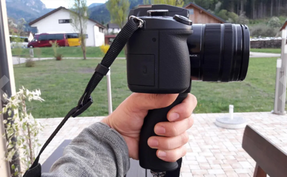 Universal Ergonomic DSLR Mirrorless Camera Camcorder Monocular Hand Grip Stabilizer, Portable Handheld Selfie Stick, Long Focus Lens Video Light Holder Mount for YouTube Tiktok Vlogging Starter Kit - product information 1