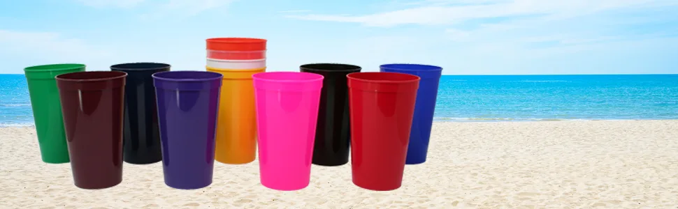 Rolling Sands 22 Ounce Reusable Plastic Stadium Cups White, 8 Pack, Made in USA, BPA-Free Dishwasher Safe Plastic Tumblers - Large 22oz Stadium Cups available in lots of colors. Great for beach, pool, parties, home use.