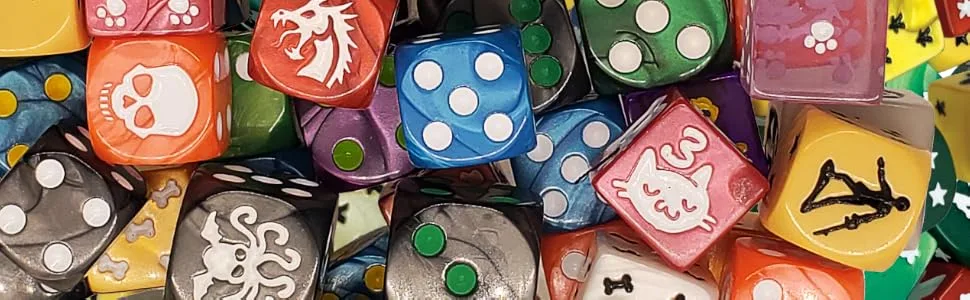 Deluxe Dice Bag: Cthulhu | Large Drawstring Bag 6 x 9 | Printed Fabric | Holds over 100 Dice | Includes One Custom Die | RPG | Roleplaying Game Bag | Tabletop Adventure | From Steve Jackson Games - dice, Steve Jackson Games