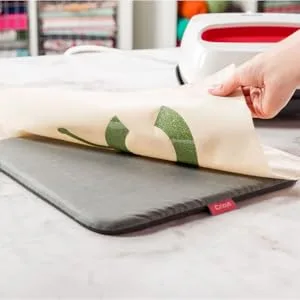 Cricut EasyPress Mat (12" x 12"), Protective Resistant Mat for Heat Press Machines, HTV and Iron On Projects, Heat Press Mat, Compatible with EasyPress 2 Machine, Gray 12"x12" Gray Mat - product information 1