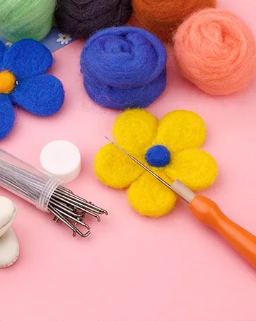 MORFEN Premium Polyester Stuffing, Heat Polyester Filling, Black Polyester Fiber Fill, High Resilience Stuffing, Stuffing for Stuffed Animals, Stuffing for Pillows, Stuffing for Crafts 200g/7.05oz - Felting Needles