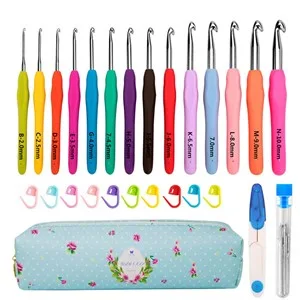 14 Size Crochet Hooks Set,2mm(B)-10mm(N) Ergonomic Crochet Hooks with Case for Arthritic Hands, Extra Long Crochet Needles 14 Size MultiColor - package