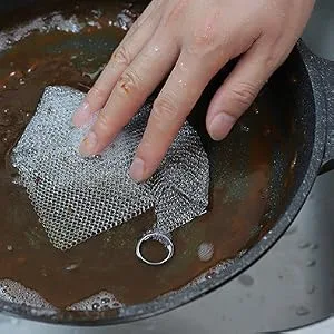 ERGONOW 8"X8"+4"X4" Mesh Cast Iron Scrubber Fine Rings Welded Chainmail Scrubber for Cups, Skillet Cast Iron Cleaner (8"X8"+4"X4") - product information 3