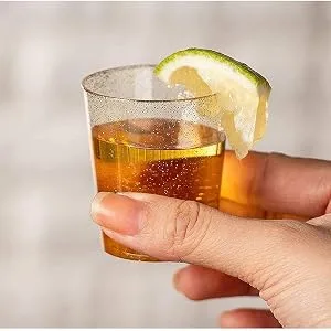 Juvale 100 Pack 2 oz Gold Glitter Shot Glasses, Disposable Plastic Cups for Birthday Party, Wedding - lifestyle