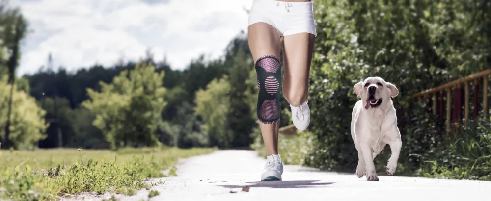 POWERLIX Knee Compression Sleeve - Best Knee Brace for Knee Pain for Men & Women  Knee Support for Running, Basketball, Weightlifting, Gym, Workout, Sports Black Large - Daily use