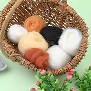 DUKOIPP Needle Felt Starter Kit, Needle Felt Supplies, Wool Felt (Includes Keychain), Needle Felt Pads, Felt Needles, DIY Craft Animal Decor Scissors for Gifts, and Material Instructions - Needle Felt Set 3