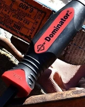 Mayhew Pro 31970 2-Inch Pneumatic Chisel - Dominator lifestyle