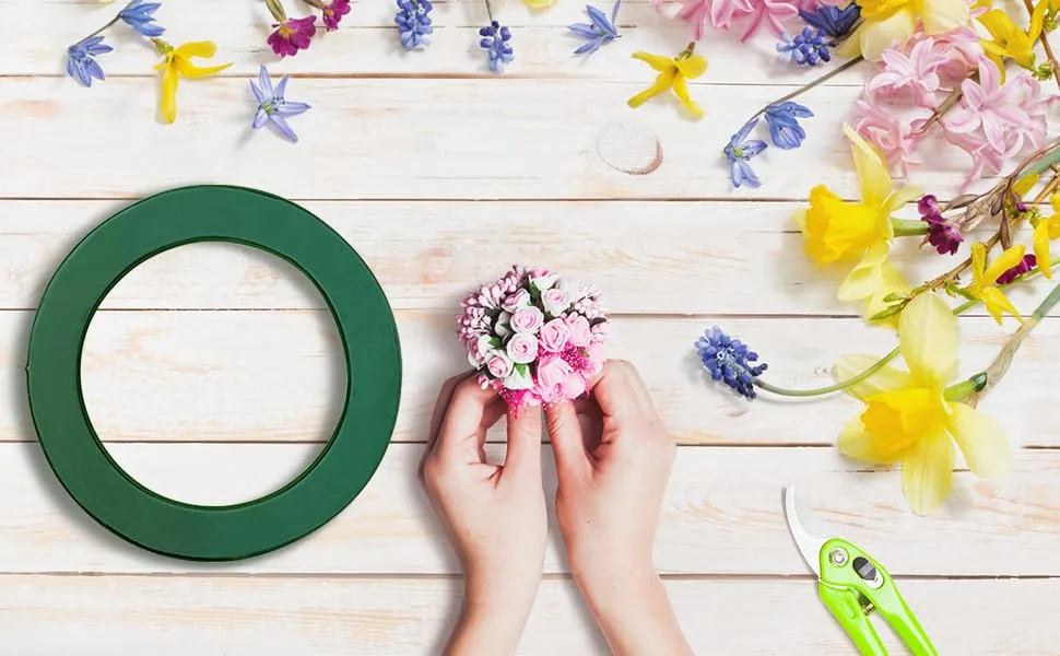 SUPVOX Foam Rings - 11-Inch Wet Floral Foam Designer Ring Oasis Wreath Base (Green) - zhutu