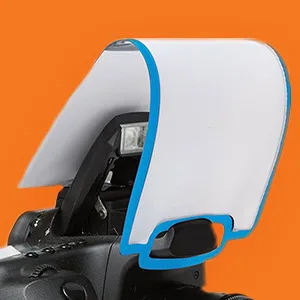 LumiQuest Soft Screen, Flash Diffuser & Light Softener, Universal Classic Design for Digital SLR Cameras, Black - Fits Most Digital SLR Cameras