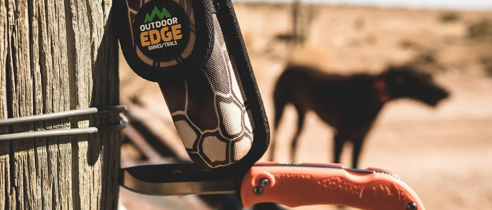 Outdoor Edge Chowlite - Mealtime Multitool with Folding/Locking Fork, Spoon, Bottle Opener, Can Opener and Screwdriver - 100% Stainless Steel - Perfect for Camping, Hiking, Backpacking and Hunting Chow Lite - RazorPro-Desert