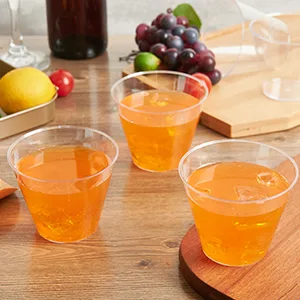 FOCUSLINE 9 oz Clear Plastic Cups, 100 Pack Disposable Cups Reusable Plastic Cups Tumblers, Heavy Duty Hard Plastic Cups for Wedding, Thanksgiving, Halloween, Christmas Party - party cups