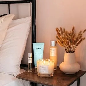 NEOM Organics Bedtime Hero Bath Foam (6.76 oz) - Neom Bedtime Hero Range
