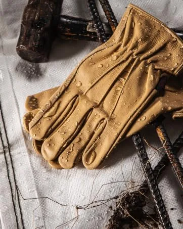 Boss Men's Real Tree Camouflage Fleece Silicone Palm Work Gloves, Touchscreen Technologies, High-Dexterity, Cold Protection Large - Leather glove, work glove