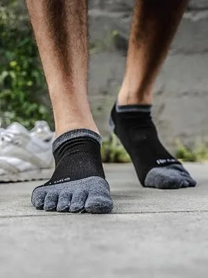 FUN TOES Men's Toe Socks Lightweight Breathable-Value 6 PAIRS Pack- Size 6-12 Black - product information 3