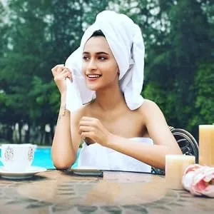 Ariv Towels - Bath Towels Set - Premium Bamboo Cotton Bath Towels - Ultra Absorbent, Soft Feel, Large and Quick Drying 30" X 52" (Grey) - Towel Set of 4 - Bath Towels