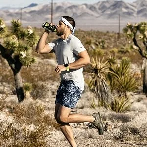 Nathan SpeedDraw Plus Insulated Flask, Handheld Running Water Bottle. Grip Free for Runners, Hiking etc Black - walking Running bottle