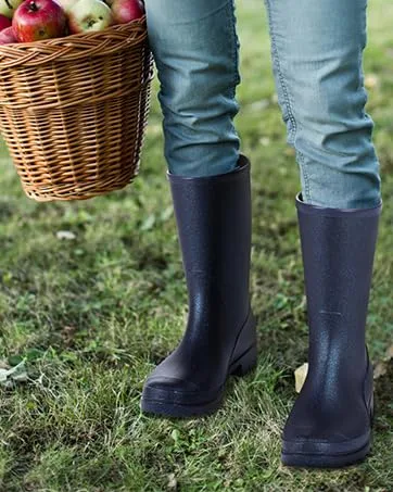 Women's Mid Calf Rain Boots Waterproof Lightweight Garden Shoes 8.5 Black - pure 1
