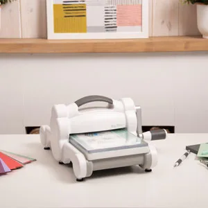 Sizzix Sidekick Starter Kit 661770 Portable Manual Die Cutting & Embossing Machine for Arts & Crafts, Scrapbooking & Cardmaking, 6.35 cm Opening Sidekick Starter Kit Embossing Machine - big shot