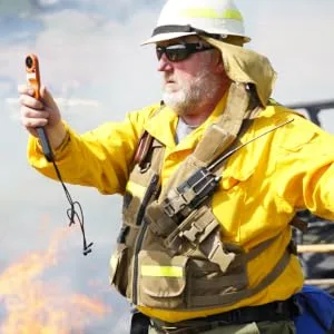 Kestrel 3550FW Fire Weather Meter - 3550 in use