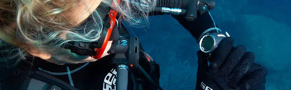 SEAC Action HR, High Resistance Dive Computer with Scuba and Freediving Mode, Dive Logbook, Dive Planner, Safety Alarms, HR Black/Red - Seacsub, Seac, Seac sub, Seac Action, Computer, Dive computer, Freediving computer, Scuba diving