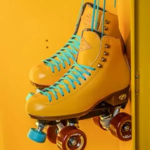Riedell Skates - Crew - Outdoor Quad Roller Skate Turmeric 8 - CREW