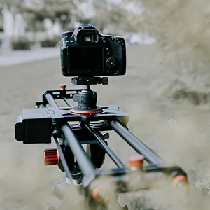 YELANGU Motorized Camera Slider, 31"/80cm Wireless Control Carbon Fiber Dolly Rail Camera Slider Supports Video Mode, Time-Lapse Photography, Horizontal Tracking and 120 Panoramic Shooting 80 CM - Motorized Camera Slider
