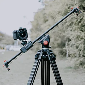 YELANGU Motorized Camera Slider, 31"/80cm Wireless Control Carbon Fiber Dolly Rail Camera Slider Supports Video Mode, Time-Lapse Photography, Horizontal Tracking and 120 Panoramic Shooting 80 CM - Motorized Camera Slider