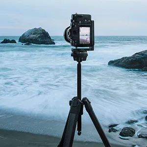 Peak Design Travel Tripod (5 Section Aluminum Camera Tripod) Single - L Bracket compatible and arca swiss plates