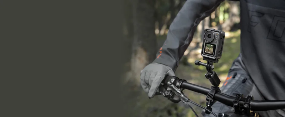 DJI Osmo Action 3 Adventure Combo, Waterproof Action Camera with 4K HDR, 10-Bit Color Depth, HorizonSteady, Cold Resistant & Long-Lasting, Extension Rod, Vlogging Camera for YouTube Adventure Combo Single - mini action camera