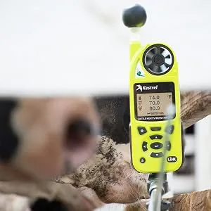 Kestrel 5400AG Cattle Heat Stress Tracker with Link and Vane Mount - Kestrel 5400AG with HLI