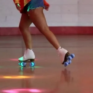 Roller Derby Cruze XR Hightop Womens Roller Skates 9 - Cruze rink skating exercise