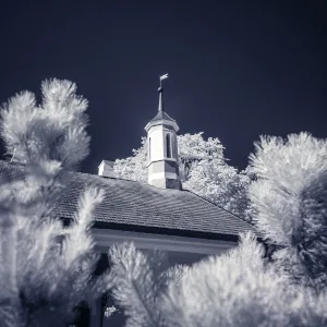 Hoya 77mm R-72 Infrared Filter - Hoya Infrared R72 Filter