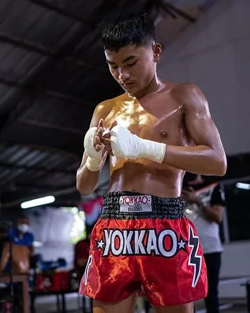 YOKKAO Satin Shorts Stadium Red XL - Yokkao