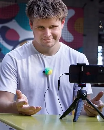 Joby Gorillapod 5K Kit with Rig Upgrade - Wavo LAv PRO