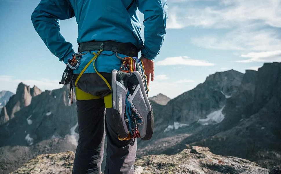 Black Diamond Hotforge Hybrid Draw Carabiner Quickpack 12cm (6 Pack), Hotforge Straightgate (top) and Hotforge Bentgate (Bottom) Light Gray - Black Diamond Climbing gear carabiners harness