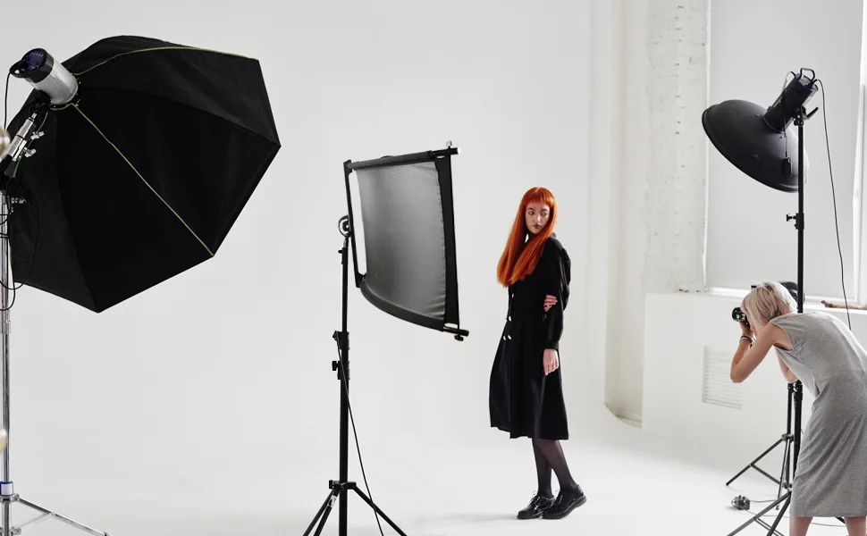 FUDESY Clamshell Light Reflector/Diffuser,67"x24" Curved Photography Lighting Reflector for Photo Video Studio Shooting with Black/Silver/White/Gold Reflectors,Carry Bag - light reflector