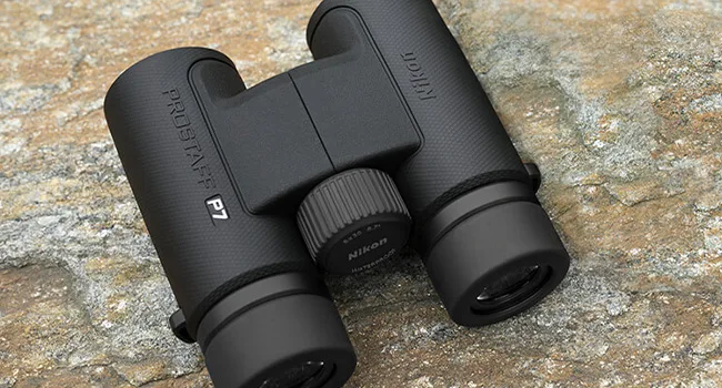 NIKON PROSTAFF P7 8X30 - binocular