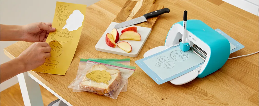 Cricut Joy Machine - A Compact, Portable DIY Smart Machine for Creating Customized Labels, Cards & Crafts, Works with Iron-on, Vinyl, Paper & Smart Materials, Bluetooth-Enabled (iOS/Android/Windows) Machine Joy - cricut joy