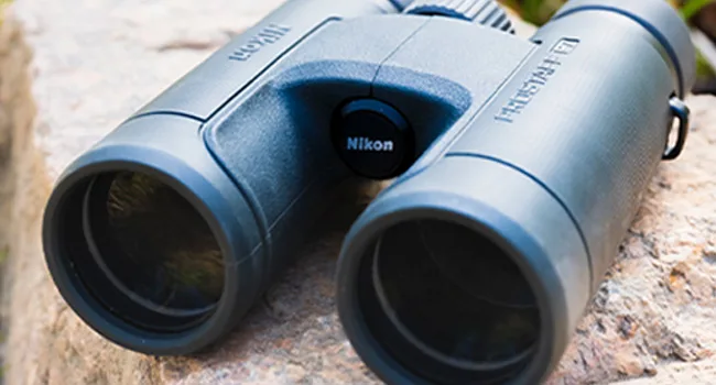 NIKON PROSTAFF P7 10X42 - binoculars rock
