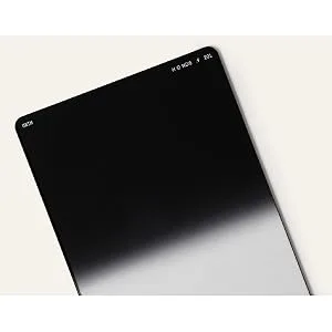 Urth 100 x 150mm Hard Graduated ND8 (3 Stop) Filter (Plus+) - Urth