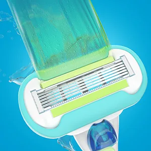 Gillette Venus Extra Smooth Green Women's Razor - 1 handle + 2 Refills - Lubrastrip glide shave